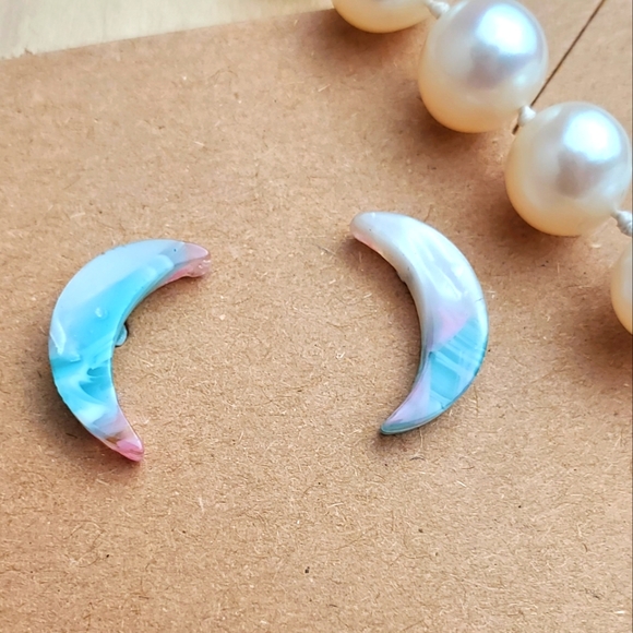 🌟5/$25 Cotton candy Moon Earrings - Picture 1 of 2
